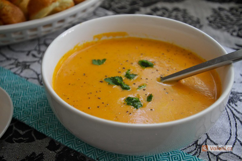 Mrkvová krémová polévka