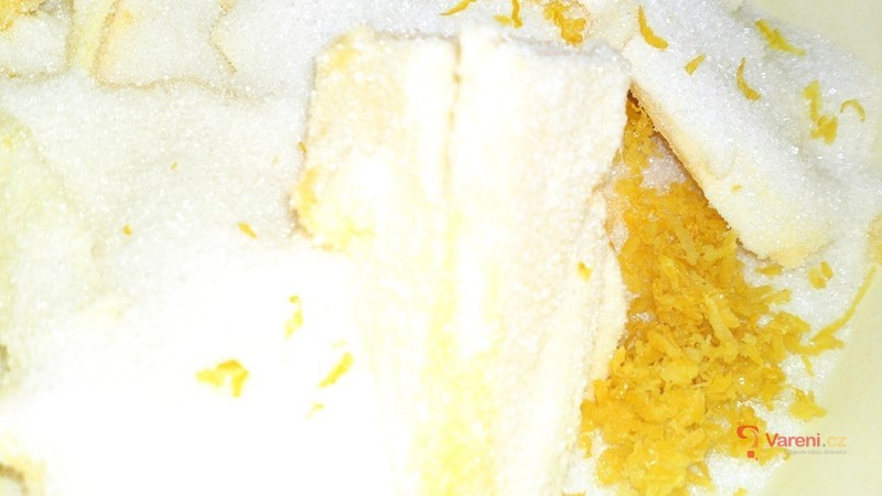 Ferdinand - maďarská karamelová bábovka - fotografie 5