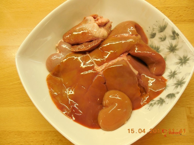 Jehněčí stehna na česneku s medem - fotografie 4