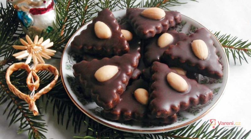 Čokoládové trojhránky s mandlemi - fotografie 2