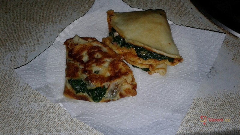 Palačinky se špenátem a slaninou - fotografie 2