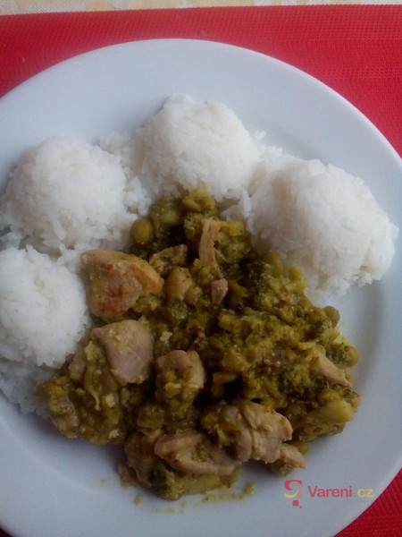 Brokolicová čína s kuřecím masem - fotografie 2