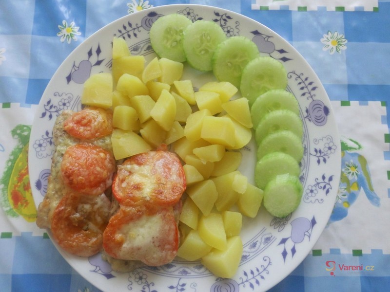 Filé zapečené s rajčaty a mozzarellou - fotografie 2