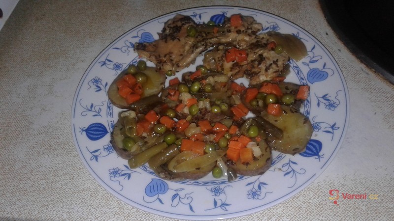 Americké brambory s brokolicí - fotografie 4