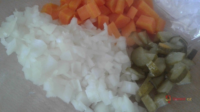 Výborný tresčí salát - fotografie 3