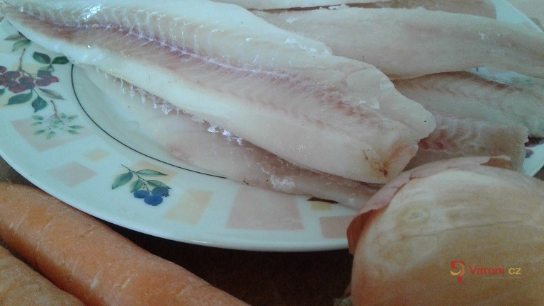 Výborný tresčí salát - fotografie 2