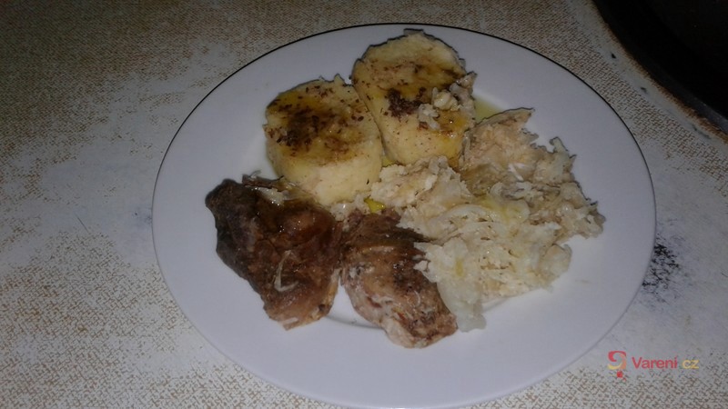 Knedlo, zelo, vepřo - fotografie 2