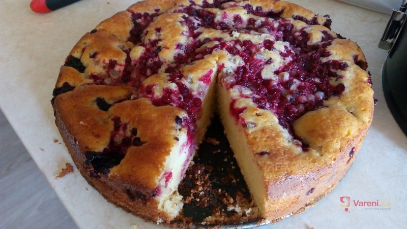 Rybízový koláč s tvarohem - fotografie 2