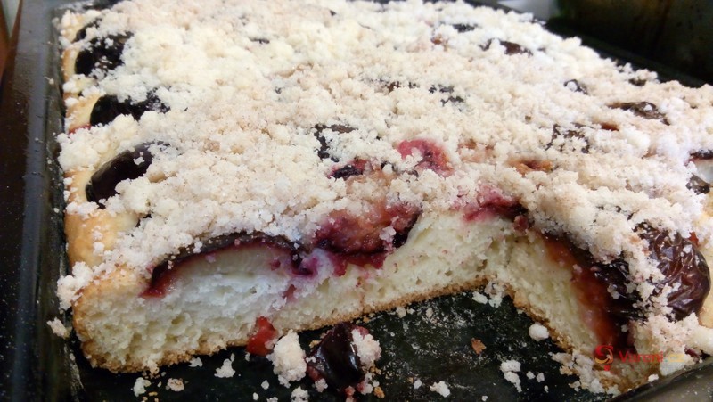 Švestkový koláč s mákem - fotografie 3