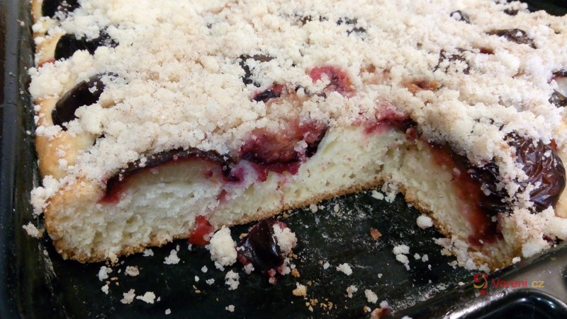 Švestkový koláč s mákem - fotografie 2