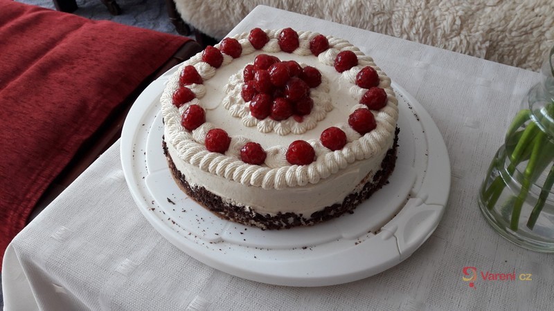 Schwarzwaldský bezlepkový dort - fotografie 2