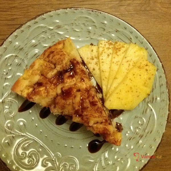 Koláč s čerstvým ananasem  - fotografie 2