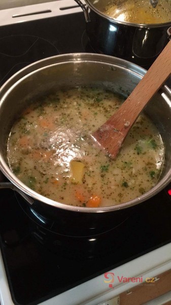 Recept na tradiční poctivou bramboračku - fotografie 3