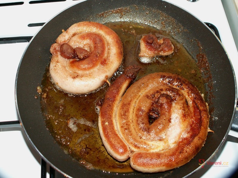 Smažená vinná klobása - fotografie 4