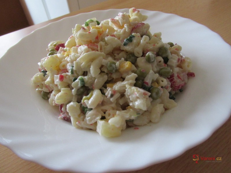 Těstovinový salát ze základní školy - fotografie 2