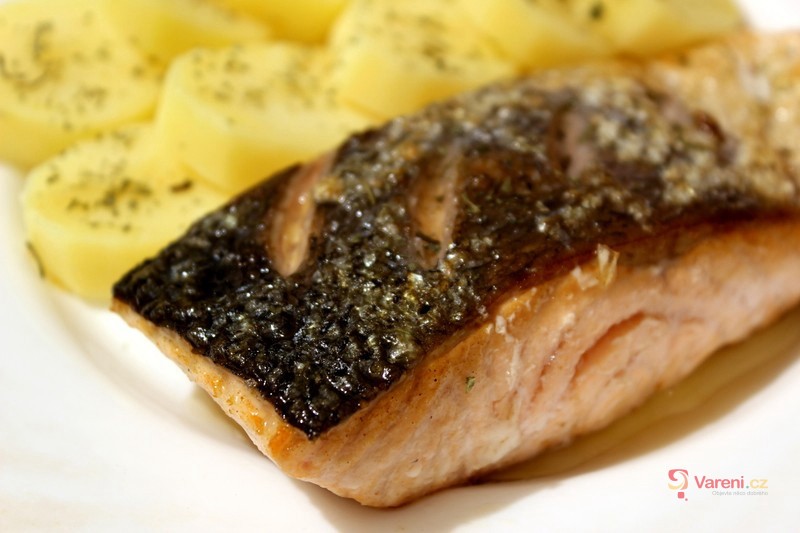 Losos na másle s bazalkou - fotografie 3