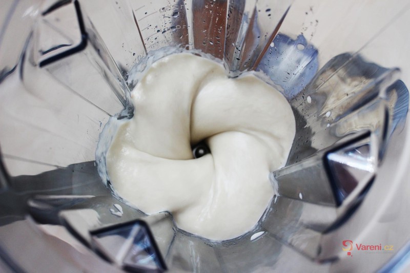 Lahodné brownies s červenou řepou a bílými fazolemi - fotografie 4