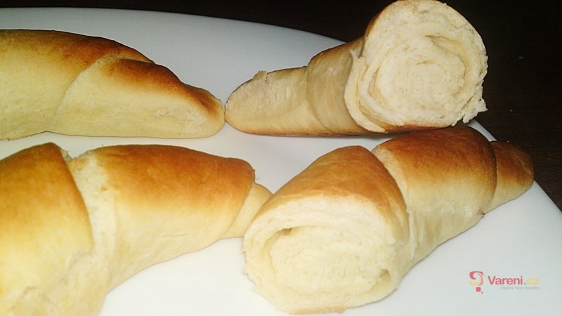 Sladké snídaňové rohlíky - fotografie 2