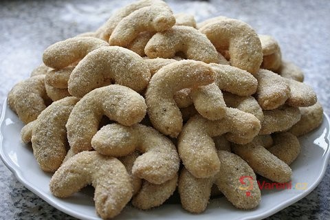 Eleniny vanilkové rohlíčky - fotografie 3