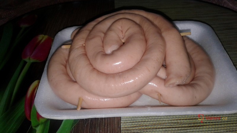 Vinná klobása po domácku - fotografie 4