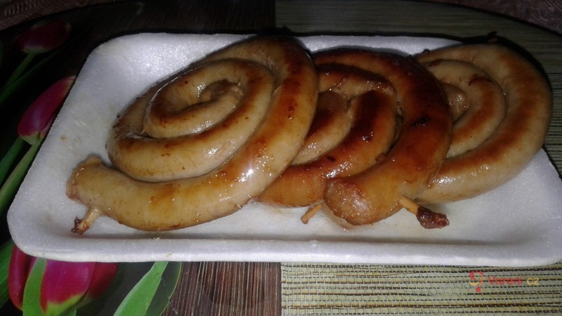 Vinná klobása po domácku - fotografie 5