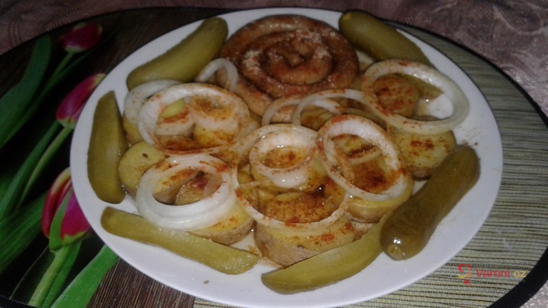 Vinná klobása po domácku - fotografie 2