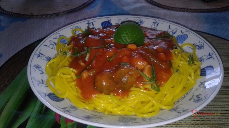 Špagety s rajčatovo - pomerančovou omáčkou - fotografie 4