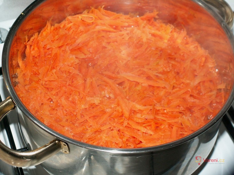 Dušená mrkev pro děti - fotografie 3