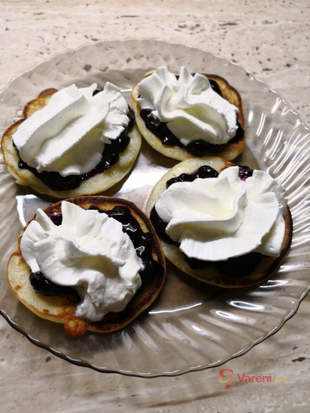 Kefírové lívance s borůvkami a tvarohem - fotografie 2