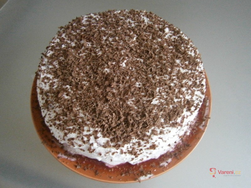 Schwarzwaldský višňový dort - fotografie 3