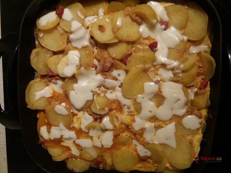 Zapečené brambory v pánvi - fotografie 2