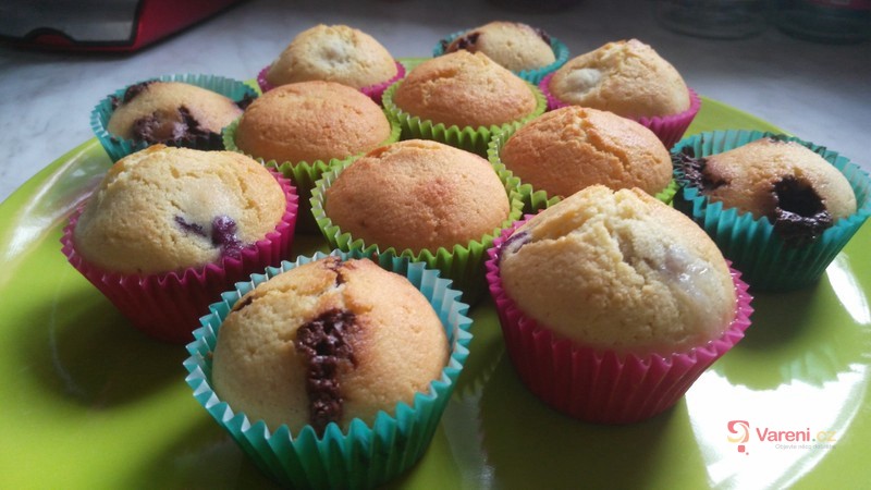Plněné muffiny s ovocem - fotografie 2