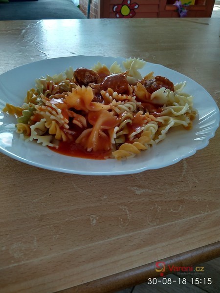 Rajská omáčka s masovými kuličkami - fotografie 2