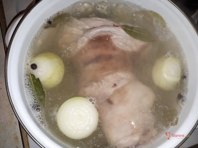 Pečené vepřové zadní koleno - fotografie 2