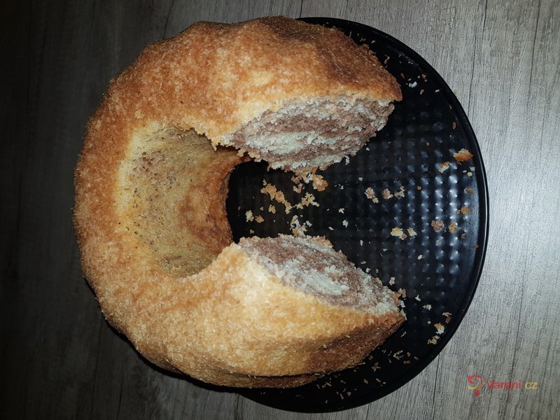 Hrníčková kokosová bábovka - fotografie 2