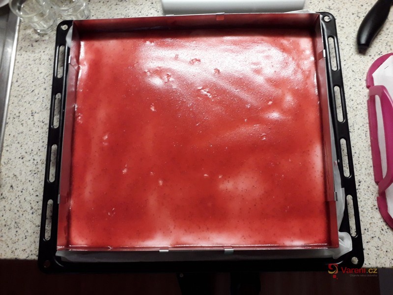 Jahodový sernik - fotografie 3