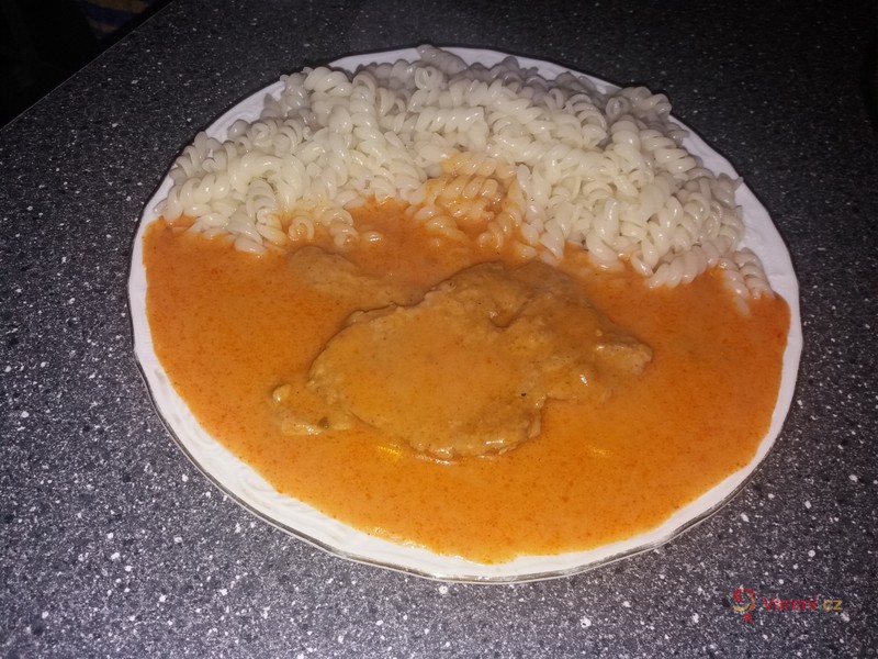 Vepřové plátky na paprice - fotografie 3