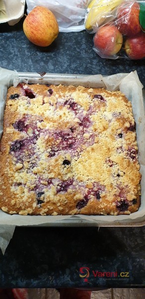 Hrníčková bublanina s ovocem - fotografie 3