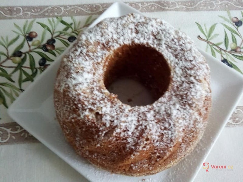 Rychlá jablková bábovka - fotografie 2