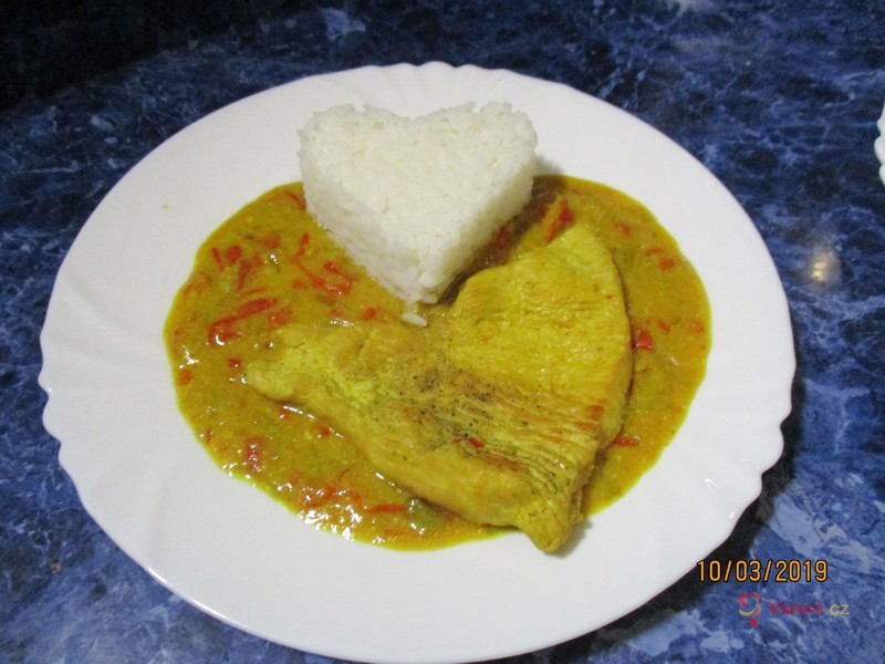 Krůtí prsa v kokosové omáčce - fotografie 2