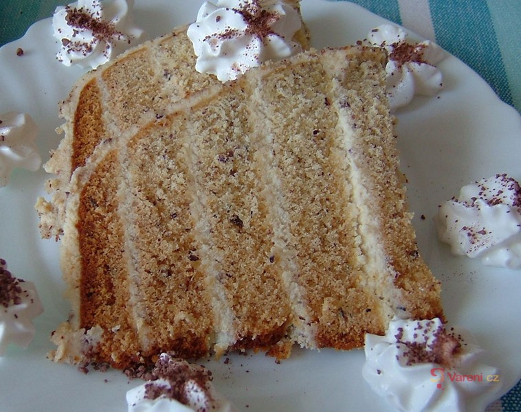 Ořechový koláč z domácí pekárny