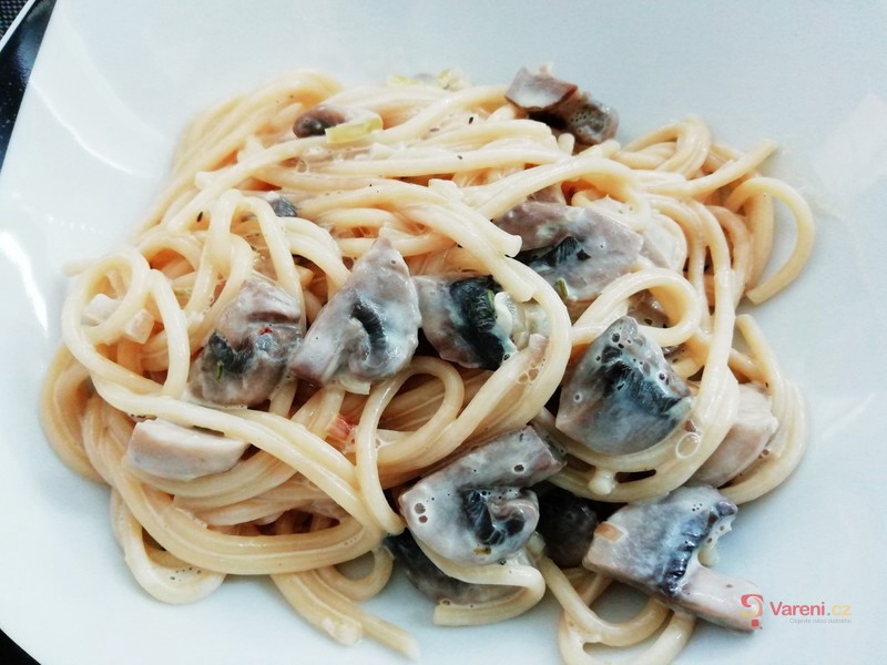 Luxusní špagety se žampionovou omáčkou  - fotografie 3