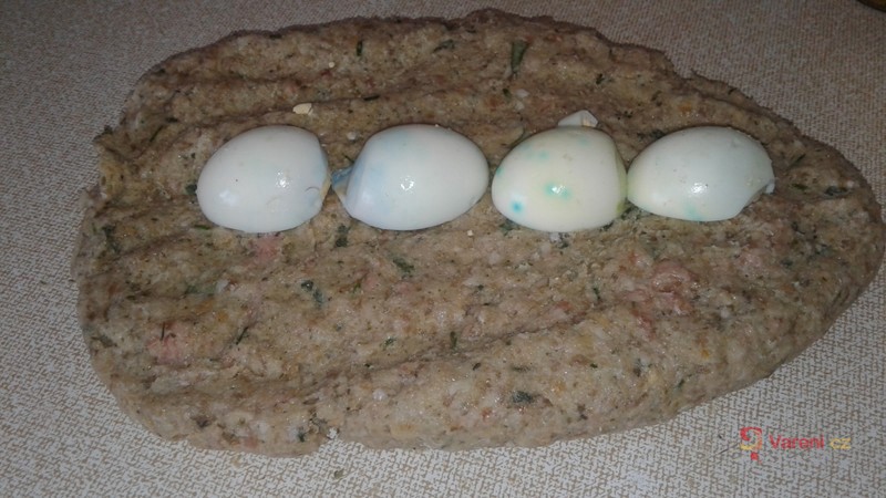 Velikonoční nádivka s mladými kopřivami - fotografie 3