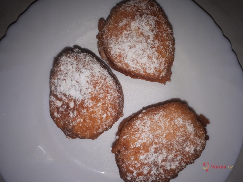 Výborné tvarohové koblížky - fotografie 3