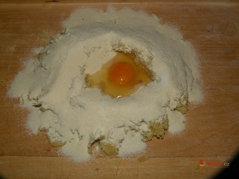 Jednoduché bramborové knedlíky - fotografie 3