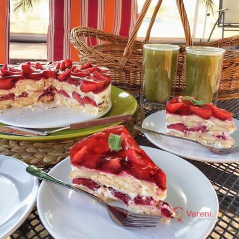 Zdravý nepečený dort - fotografie 2