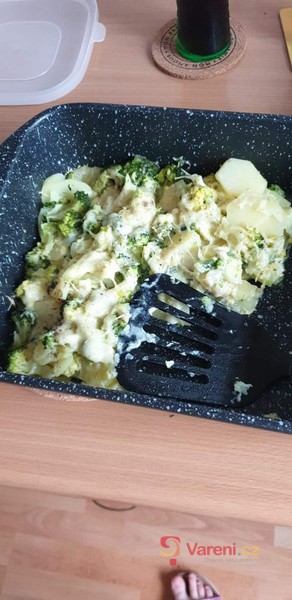 Výborná zapečená brokolice se sýrem - fotografie 3