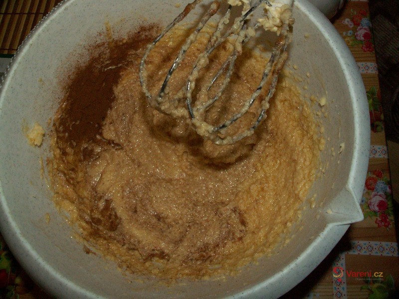 Jablečná bábovka - fotografie 4