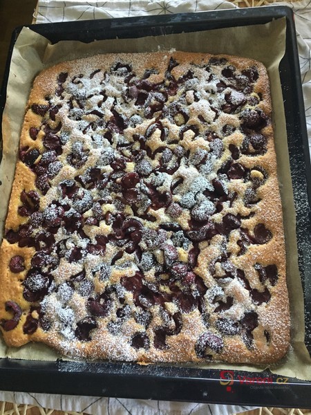 Rychlý třešňový koláč - fotografie 2