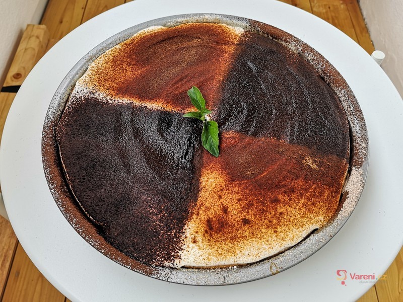 Buchta s pudinkem a zakysanou smetanou - fotografie 4